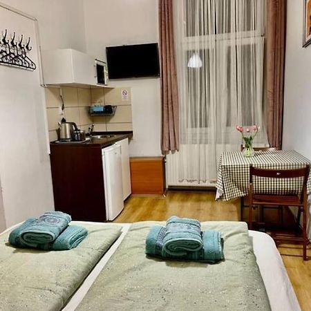 A13 Parliament Sunflower Cozy Apartment Budapest Luaran gambar