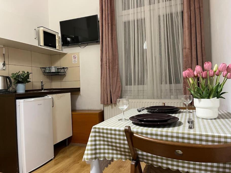 A13 Parliament Sunflower Cozy Apartment Budapest Luaran gambar