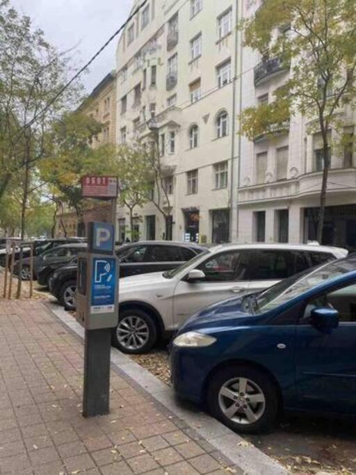 A13 Parliament Sunflower Cozy Apartment Budapest Luaran gambar