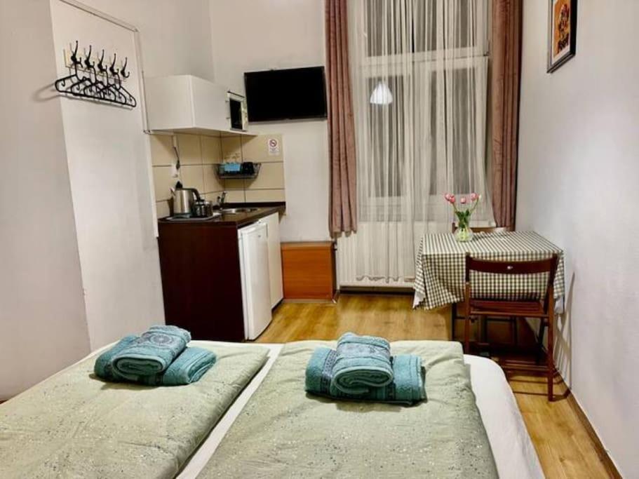 A13 Parliament Sunflower Cozy Apartment Budapest Luaran gambar